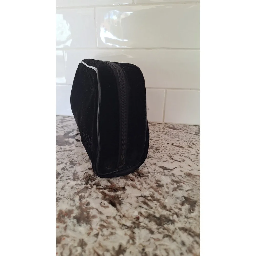CHANEL Parfums Black Velvet Cosmetic Makeup‎ Bag